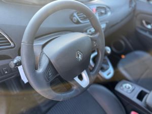 Renault Grand Scénic Dynamique dCi 110 5 plazas - Foto 13