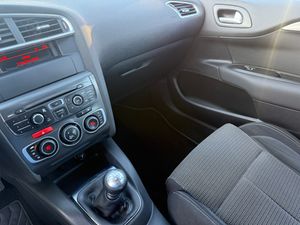 Citroën C4 e-HDI COLLECTION 115 - Foto 15