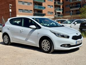 Kia Ceed cee'd 5p 1.4 CRDi WGT 90 CV Drive - Foto 3