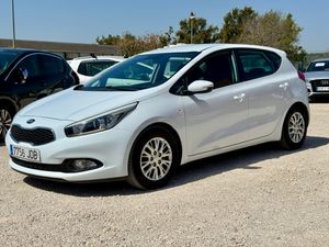 Kia Ceed cee'd 5p 1.4 CRDi WGT 90 CV Drive - Foto 2