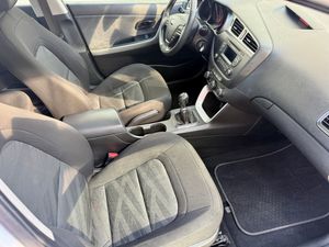 Kia Ceed cee'd 5p 1.4 CRDi WGT 90 CV Drive - Foto 6