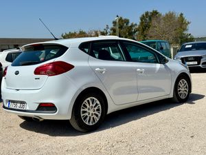 Kia Ceed cee'd 5p 1.4 CRDi WGT 90 CV Drive - Foto 4