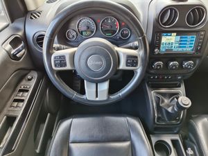 Jeep Compass Limited 2.2CRD 4x2 - Foto 13
