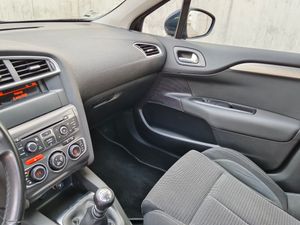 Citroën C4 e-HDi 115 Airdream Collection - Foto 15