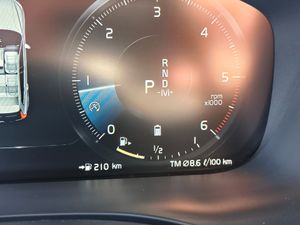 Volvo XC60 R-Design B4 Diesel - Foto 22