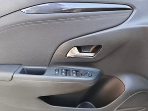 Opel Corsa 1.2T 74 kW - Foto 14