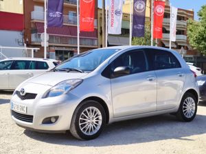 Toyota Yaris 5p 1.3 VVT-i Dual Active Confortdrive - Foto 2