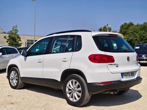 Volkswagen Tiguan T1 2.0 TDI 110 CV BMT 4x2 - Foto 10