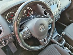 Volkswagen Tiguan T1 2.0 TDI 110 CV BMT 4x2 - Foto 17