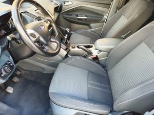 Ford Grand C-MAX Titanium 1.0 EcoBoost Auto-Start-Stop 125 CV 7 plazas 7 plazas - Foto 21