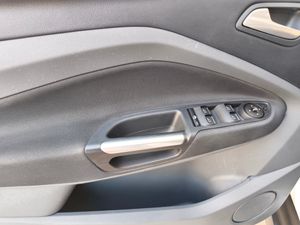 Ford Grand C-MAX Titanium 1.0 EcoBoost Auto-Start-Stop 125 CV 7 plazas 7 plazas - Foto 13