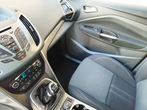 Ford Grand C-MAX Titanium 1.0 EcoBoost Auto-Start-Stop 125 CV 7 plazas 7 plazas - Foto 23