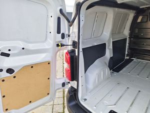 Opel Vivaro FURGON M CARGA STANDAR - Foto 11