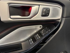 Ford Explorer 3.0 PHEV AWD ST-LINE 7 PLAZAS  - Foto 27
