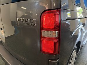 Toyota Proace Verso 2.0d AUTO 177cv 9 PLAZAS  - Foto 27
