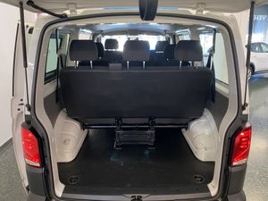 Volkswagen Transporter 2.0 TDI KOMBI 9 PLAZAS  - Foto 9