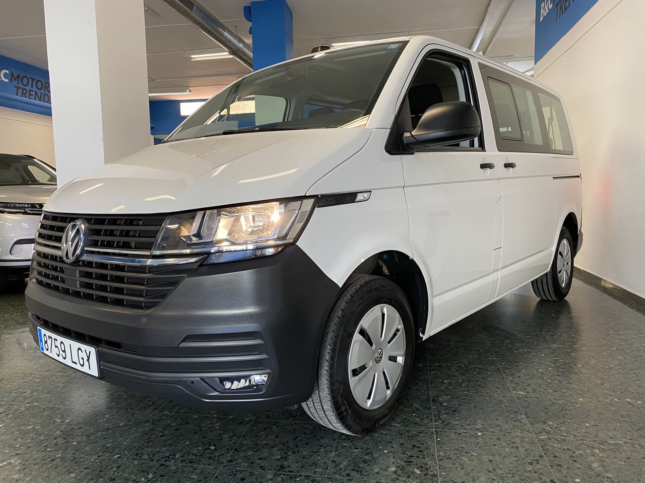 Volkswagen Transporter 2.0 TDI KOMBI 9 PLAZAS  - Foto 1