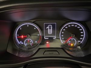 Volkswagen Transporter 2.0 TDI KOMBI 9 PLAZAS  - Foto 22