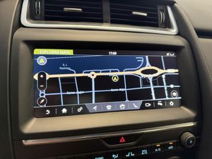 Jaguar E-Pace 2.0 R-DYNAMIC S AWD AUTO 250cv.  - Foto 14
