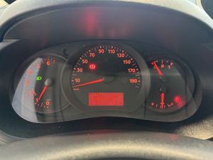 Renault Kangoo Combi 1.5 DCI 5 PLAZAS  - Foto 14