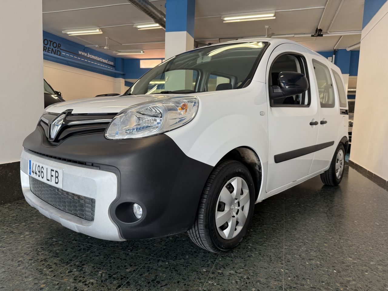 Renault Kangoo Combi 1.5 DCI 5 PLAZAS  - Foto 1