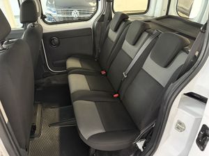 Renault Kangoo Combi 1.5 DCI 5 PLAZAS  - Foto 4