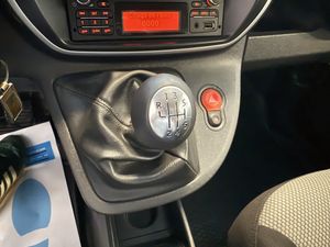 Renault Kangoo Combi 1.5 DCI 5 PLAZAS  - Foto 18