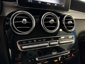 Mercedes Clase GLC 250 4MATIC AMG AUTO  - Foto 27