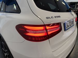 Mercedes Clase GLC 250 4MATIC AMG AUTO  - Foto 37