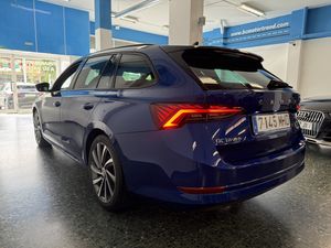Skoda Octavia Combi 1.5 TSI M-HEV AUTO  - Foto 17