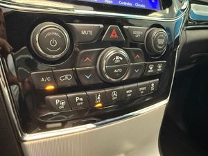 Jeep Grand Cherokee 3.0 CRD OVERLAND - Foto 29