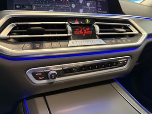 BMW X5 xDrive30d - Foto 31