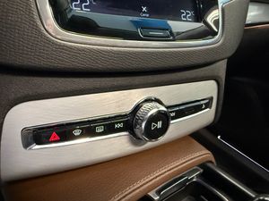 Volvo XC90 2.0 D5 AWD AUTO MOMENTUM 7 PLAZAS - Foto 27