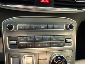 Hyundai Santa Fe 2.2 CRDI STYLE DCT 4X4 AUTO 7 PLAZAS - Foto 30