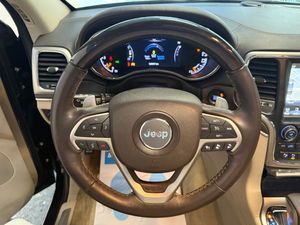 Jeep Grand Cherokee 3.0 CRD OVERLAND - Foto 35