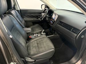 Mitsubishi Outlander 2.0 PHEV KAITEKI AWD - Foto 10