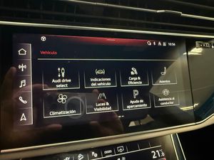 Audi Q8 55 TFSI e S-LINE QUATTRO TIPTRONIC - Foto 26