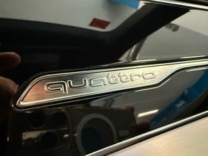 Audi Q8 55 TFSI e S-LINE QUATTRO TIPTRONIC - Foto 38