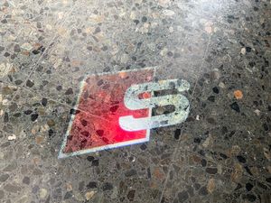 Audi Q8 55 TFSI e S-LINE QUATTRO TIPTRONIC - Foto 42