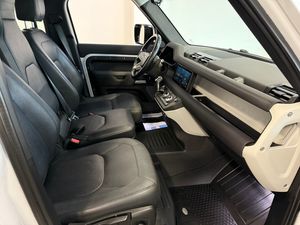 Land-Rover Defender 3.0D 110 S MHEV 200 AUTO AWD 6 PLAZAS. - Foto 10