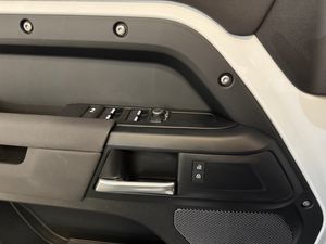 Land-Rover Defender 3.0D 110 S MHEV 200 AUTO AWD 6 PLAZAS. - Foto 38