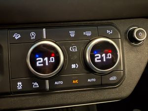 Land-Rover Defender 3.0D 110 S MHEV 200 AUTO AWD 6 PLAZAS. - Foto 29