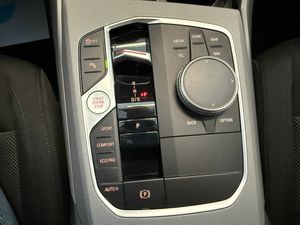 BMW Serie 3 320d TORING X-DRIVE - Foto 22