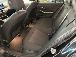 BMW Serie 3 320d TORING X-DRIVE - Foto 4