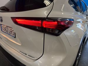 Toyota Highlander 2.5i HEV AWD AUTO - Foto 39