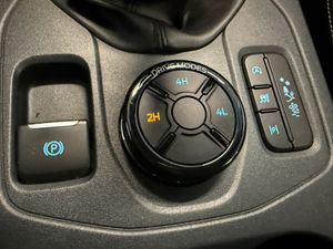 Ford Ranger 2.0 TDCI LIMITED 4X4 - Foto 26