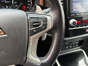 Mitsubishi Outlander 2.4 PHEV Kaiteki 4WD - Foto 19