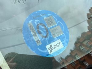 Mitsubishi Outlander 2.4 PHEV Kaiteki 4WD - Foto 25