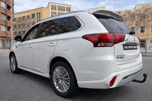 Mitsubishi Outlander 2.4 PHEV Kaiteki 4WD - Foto 6