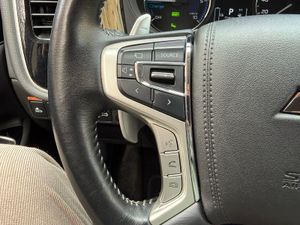 Mitsubishi Outlander 2.4 PHEV Kaiteki 4WD - Foto 18